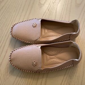 Elegant Tan Moccasins for Women Comfy and New!